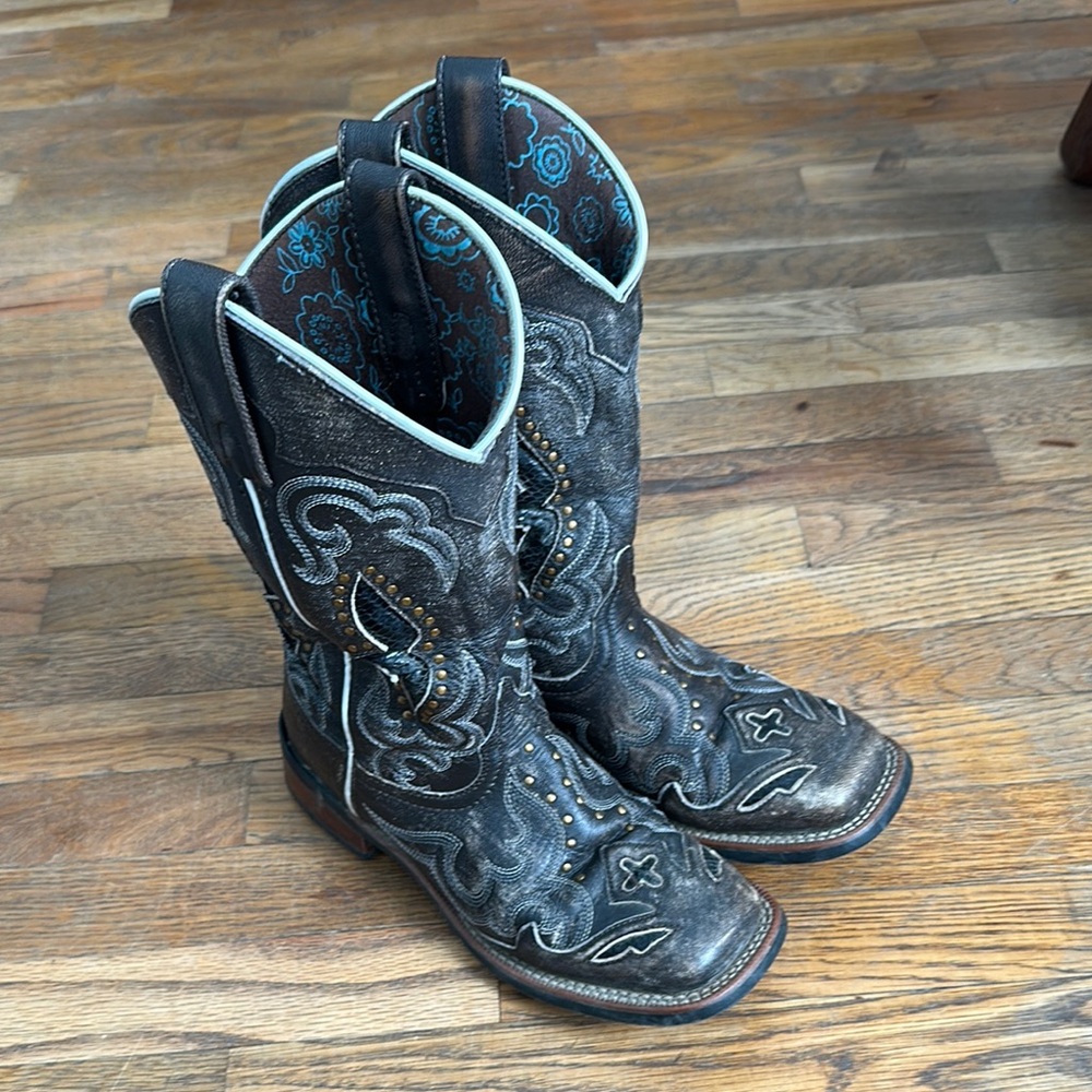 Women's Western Embroidered Boots